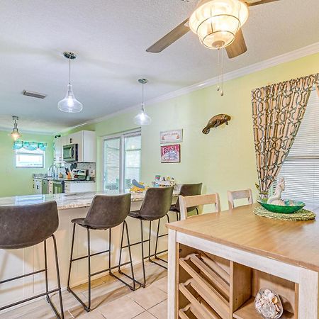 Waterfront Hernando Beach Home With Dock And Hot Tub! Exteriör bild