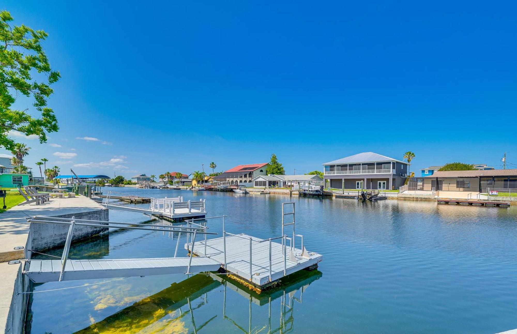 Waterfront Hernando Beach Home With Dock And Hot Tub! Exteriör bild
